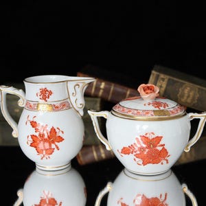 Porcelain Sugar Bowl & Creamer Set - HEREND Apponyi Rust, Rose Knob