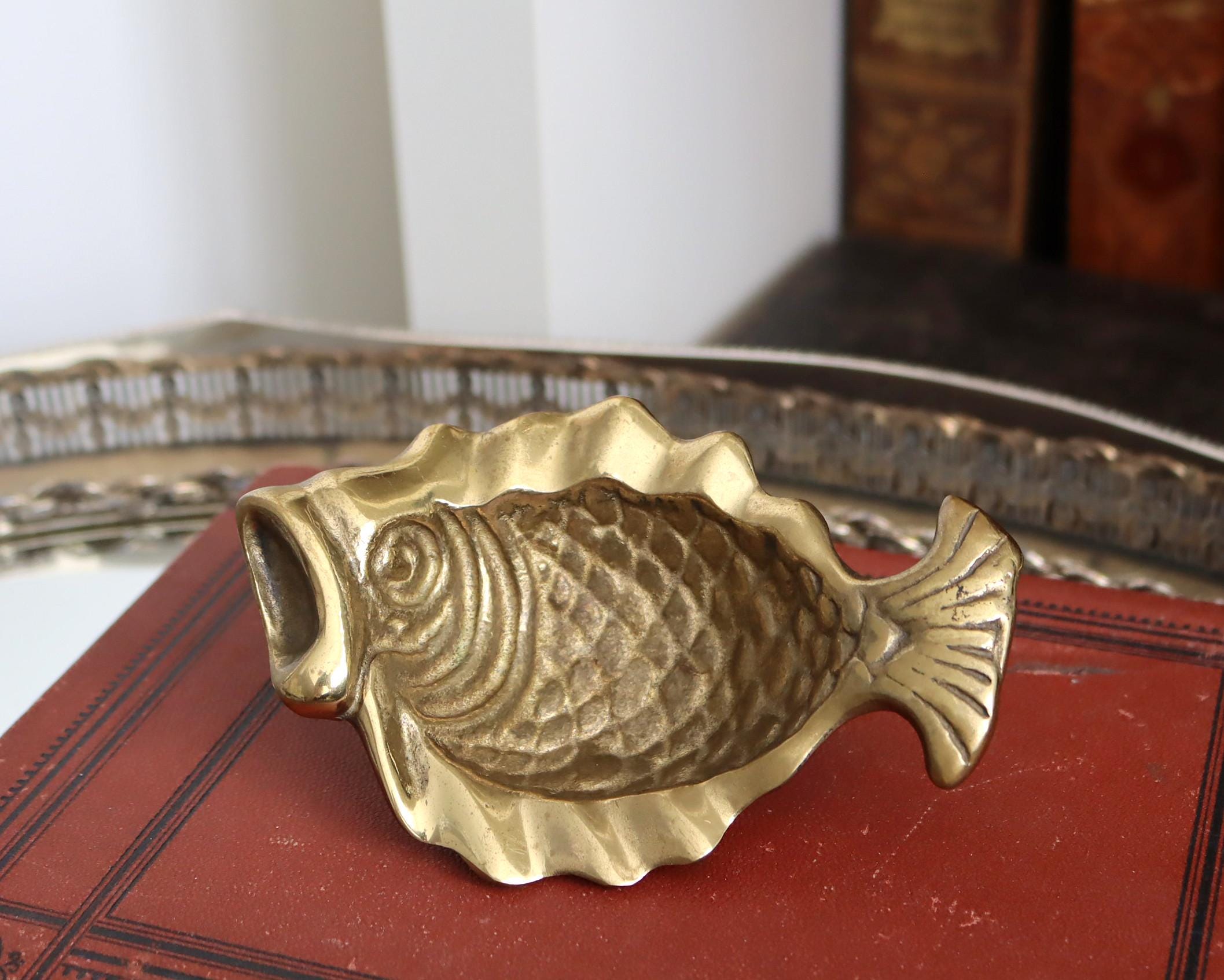 VINTAGE FISH ASHTRAY 真鍮 ヴィンテージ 熱帯魚 VINTAGE FISH ASHTRAY 真鍮 ヴィンテージ 熱帯魚