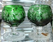 2x Crystal COGNAC GLASSES with Emerald Green Overlay, Small - NACHTMANN - Traube Grapes Pattern