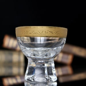 ゴールドリムとファセットフット付き CORDIAL グラス - EISCH | 5 個セット