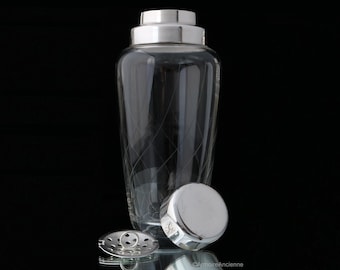 Crystal COCKTAIL SHAKER with Silver Plated Mounting