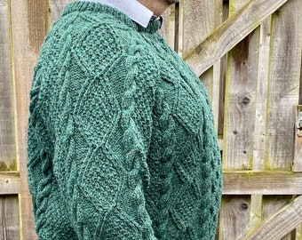 Mans Aran Wool Hand Knitted Sweater, Green, Cable Pattern, Chest 44-46" (112-117cms) UK XXL, US 2L Size