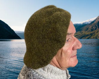 Scots Bonnet, Green, Hand Knitted, Outlander Inspired, Head Circumference 56-61cms (22-24")