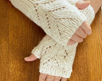 Fingerless Mittens, Cream Colour, Leaf Design, Hand Knitted, Womens Size