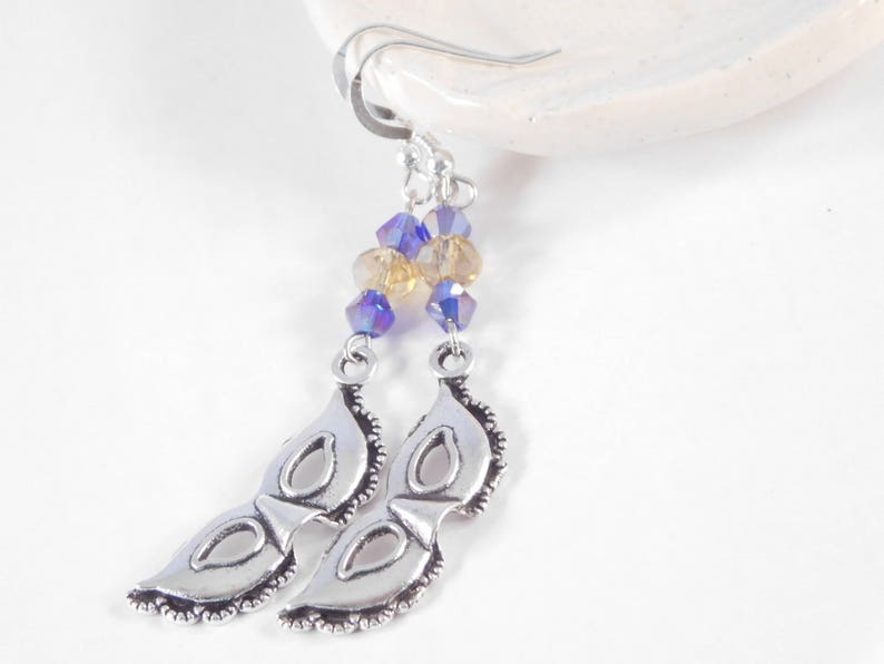 big mardi gras jewelry