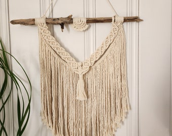 Driftwood Macrame Wallhanging // Ocean Bohemian Decor // READY TO SHIP