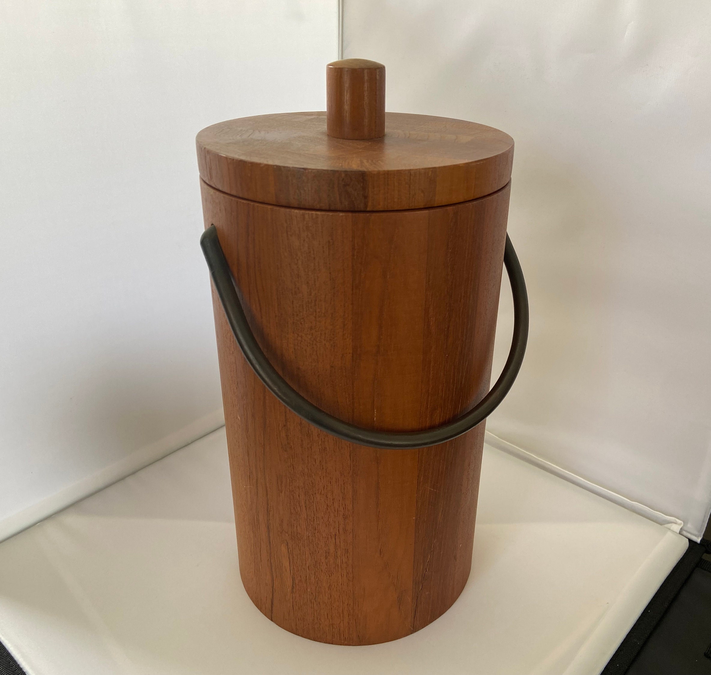 食器 DENMARK DIGSMED DESIGN 1960s Digsmed Staved and Lathed Teak Wood Bowl With Metal