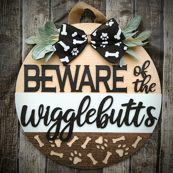 Beware of the Wigglebutts / Hope You Like Dogs Door Hanger / Dog Decor / Porch Decor / Front Door / Dog Sign / Paw Prints / cat decor