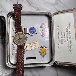 1993 Fossil Watch - Etsy display picture 2