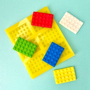 Multi-Cavity Flat Building Block Mold