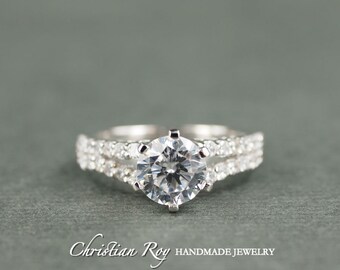 Round Cut Diamond Simulant Engagement Ring - Sterling Silver CZ Cubic Zirconia (#CRRMR094SS)