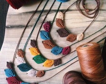 Macramè Leaves Necklace