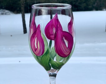 Calla Lily Wine Glass, Spring Flower Wine Glass, Floral Lily Wine Glass, Hand Painted Floral Wine Glass, Painted Calla Lilies Wine Glass