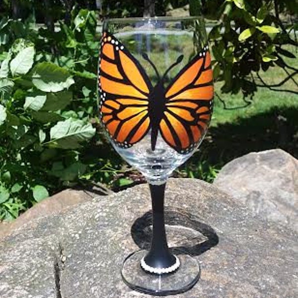Monarch butterfly hand-painted wine glass/butterfly glass/gifts under 25/butterfly glasses/monarch glasses/gifts for Mom