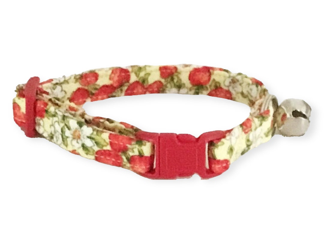 Cute Strawberry Cat Collar with Breakaway Buckle and Bell Red