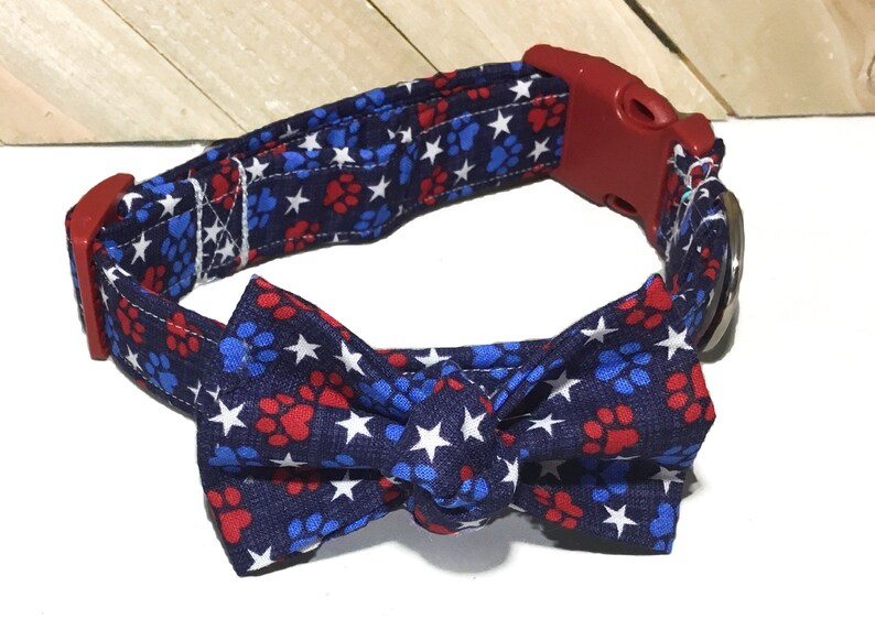 Blue Patriotic Paw Print Dog Bow Tie Collar with White Stars, Red & Blue Paw Prints Leash Upgrade 4th of July Memorial Day 画像 1