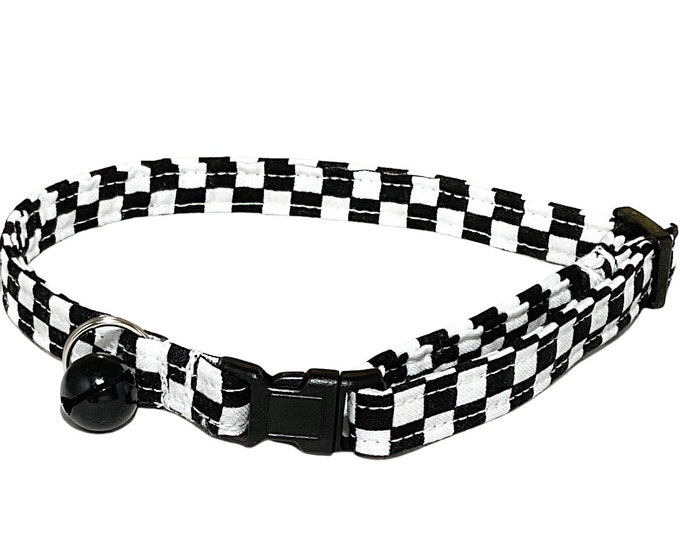 Checkered Cat Collar, 