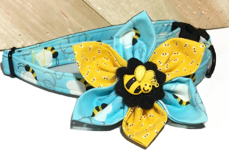 Blue and Yellow Bumble Bee Collar with Matching Flower for Girl Blue and Yellow Bumble Bee Collar with Matching Flower for Girl