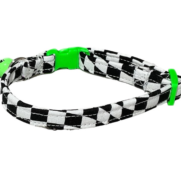 Black & White Checkered Breakaway Cat Collar with Bell / Racetrack Cat Collars /Buckle Color Option / Flower and Bow tie Upgrade