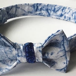 Blue and White Sparkling ChristmasBow tie Collar for Male Dogs and Cats