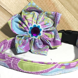 Purple Paisley Attachable Flower for Girl Dog or Cat Collar / XXS XL Flower Bild 6