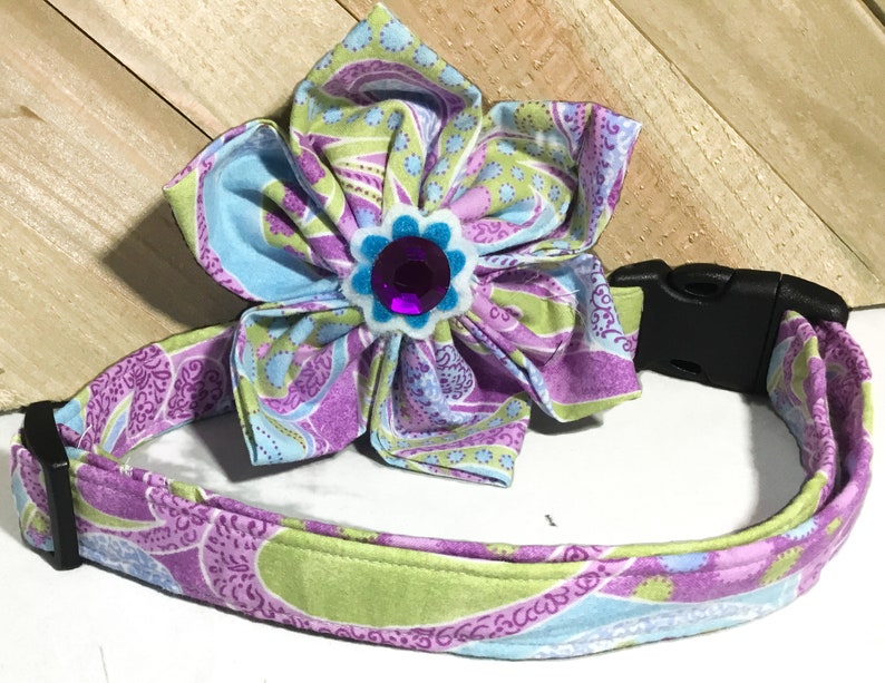 Purple Paisley Attachable Flower for Girl Dog or Cat Collar / XXS XL Flower Bild 6