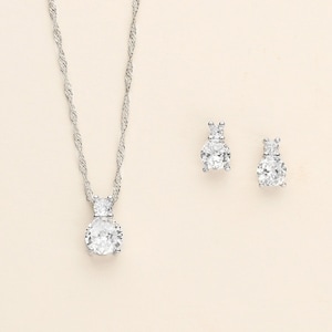 Silver Wedding Jewelry Set, cubic zirconia earrings, bridal jewelry, wedding earrings, Petite Round Jewelry Set