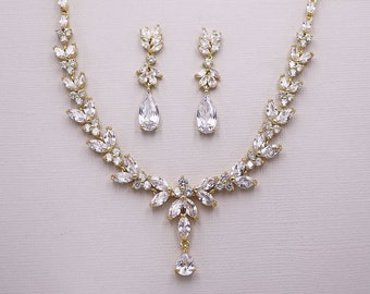 Bridal Necklace Set Gold, Gold Teardrop Wedding Earrings, tear drop pear cubic zirconia earrings, Camilla Gold Jewelry Set