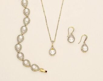 Pearl Bracelet Set Gold, Gold wedding bracelet, rhinestone crystal bracelet, Annabel Gold Pearl Necklace Earrings and Bracelet Set