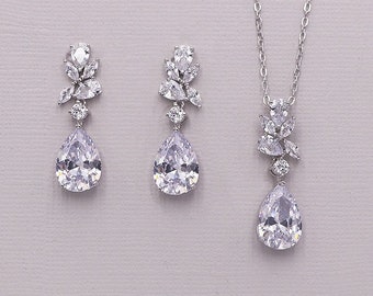 Wedding Jewelry for Brides, Wedding Jewelry Set, Teardrop Wedding Jewelry Sets, Natalia Cluster Silver Jewelry Set