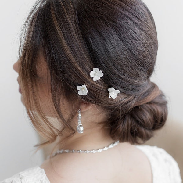 Porcelain Clay Flower Wedding Hair Pin, Flower Pearl Hair Pin, Bridal Hairpins, Wedding Hairpin, bridal hair pearl, Sasha Flower Hairpin