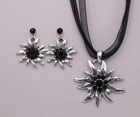 Black Dirndl Oktoberfest Bavarian Necklace Edelweiss Etsy UK