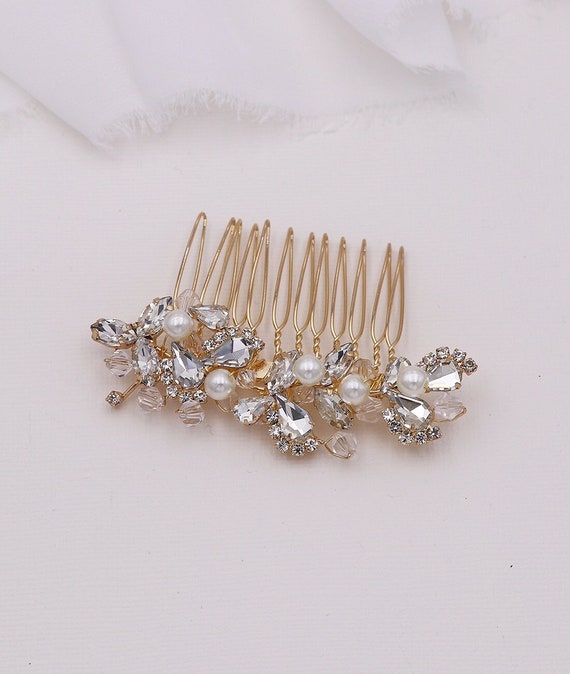 Pearl Comb with Rhinestone Accents