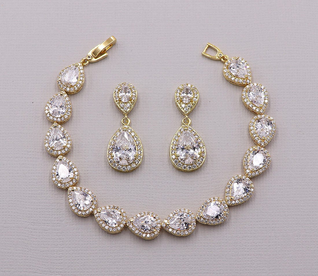 Earring and bracelet set deals