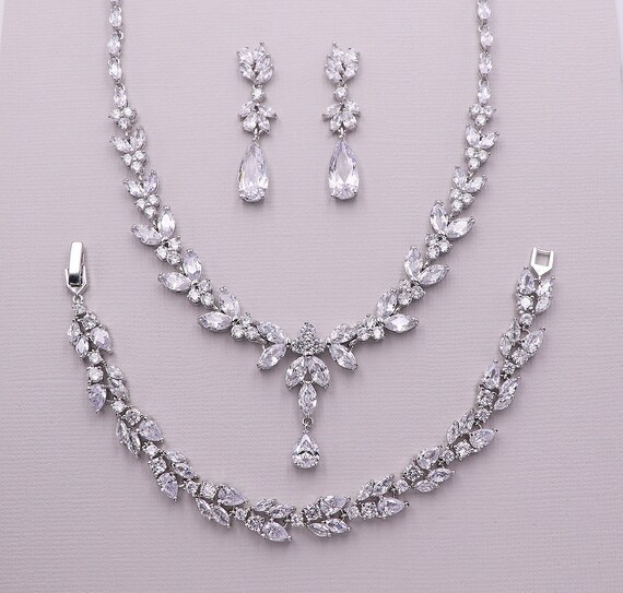 Dazzling Baby Pink Silver Plated Diamond Bridal Necklace Set