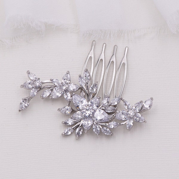 Bridal CZ Comb, Bridal Comb Crystal, Wedding Crystal Hair Comb, Hair Comb, Wedding Accessory, Nancy CZ Silver Comb