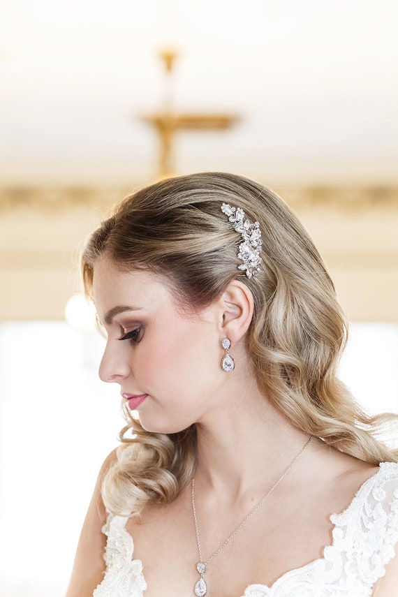 Exquisite Bridal Headpiece 2.95" Flower Hair Comb Clear Austrian Crystal 03608C1 