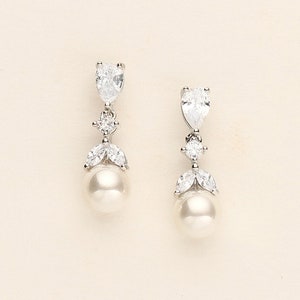 Crystal Pearl Earrings, pearl bridal earrings, cubic zirconia earrings, wedding jewelry, wedding earrings, bridal earrings, Kathy Earrings