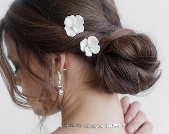 Flower Wedding Hair Pin, Flower Pearl Hair Pin, Bridal Hairpins, Wedding Hairpin, bridal hair pearl, Sadie Flower Hairpin