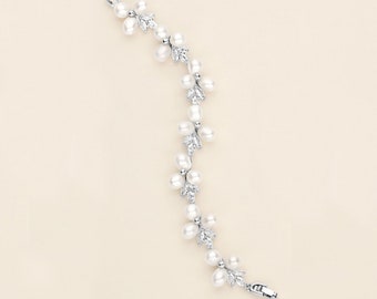 Pearl Bracelet, wedding bracelet, cz freshwater pearl bracelet, cubic zirconia pearl bracelet, bridal jewelry, Abby Pearl Bracelet