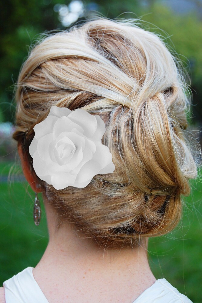 ivory hair flower clip