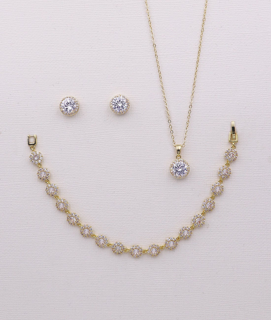 Bridesmaid Gifts, Bridesmaid Necklace | Round Pendant Necklace – AMYO Bridal