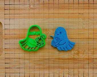 Ghost Holding Pumpkin Cookie Cutter - Halloween Baking Mold