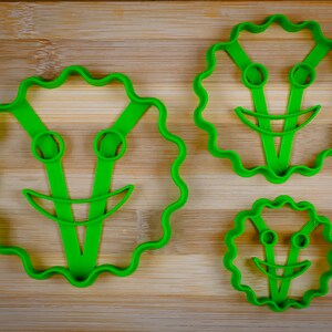 Happy Cookie - Smiling Cookie - Choco Cookie - Party Biscuit - Sweet cookie - Happy Cracker - Chocolate cookie - Cookie cutter Multi-Size