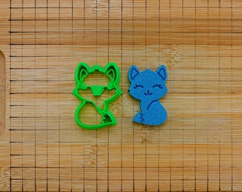 Fox Figure Cookie Cutter - Adorable  Wild Fast Animal - Happy and friendly  - Baking Tool
