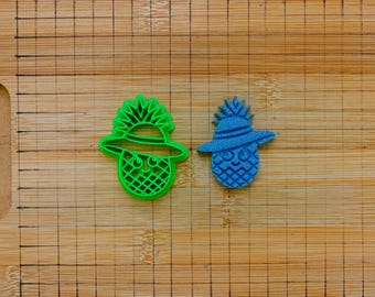Pineapple With Hat Cookie Cutter - 3D Detailed Pineapple Exotic Tropical Natural Fruit - Ananas - Summer Snack - Multi-Size