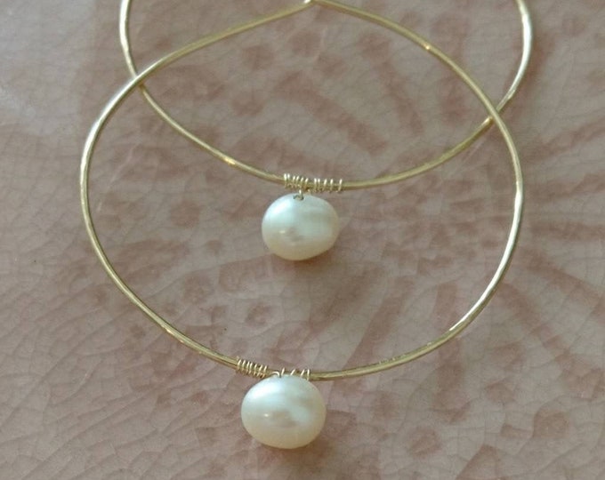 Pearl hoop earrings, June birthday gift for her, birthstone jewellery, minimal skinny hoops, boho luxe hoop earrings, moder pearl jewelry