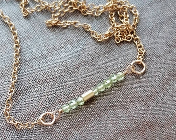 Peridot necklace, August birthstone jewellery, peridot  bar August birthday gift for her, best friend, mum, sister gift, summer picnic