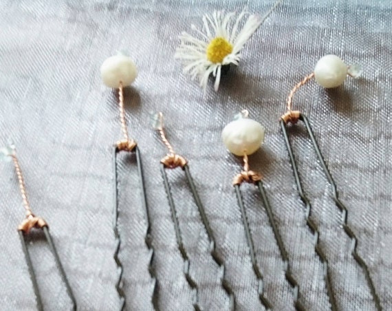Bridal pearl hair pins,something blue gift for the bride,pearl and aquamarine hair accessories, bridesmaid hair accessory, subtle hair pins,