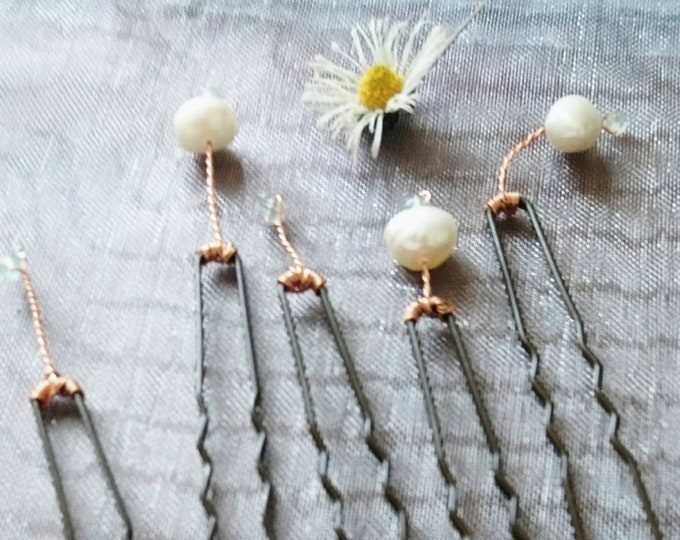 Bridal pearl hair pins,something blue gift for the bride,pearl and aquamarine hair accessories, bridesmaid hair accessory, subtle hair pins,